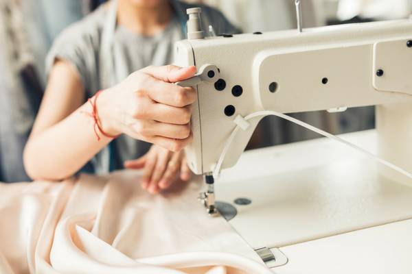 Sewing machine image Sewing machine image